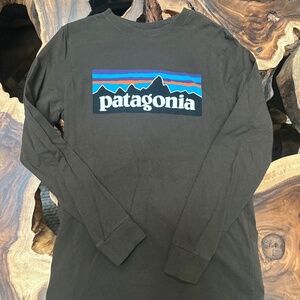 Patagonia long sleeve shirt